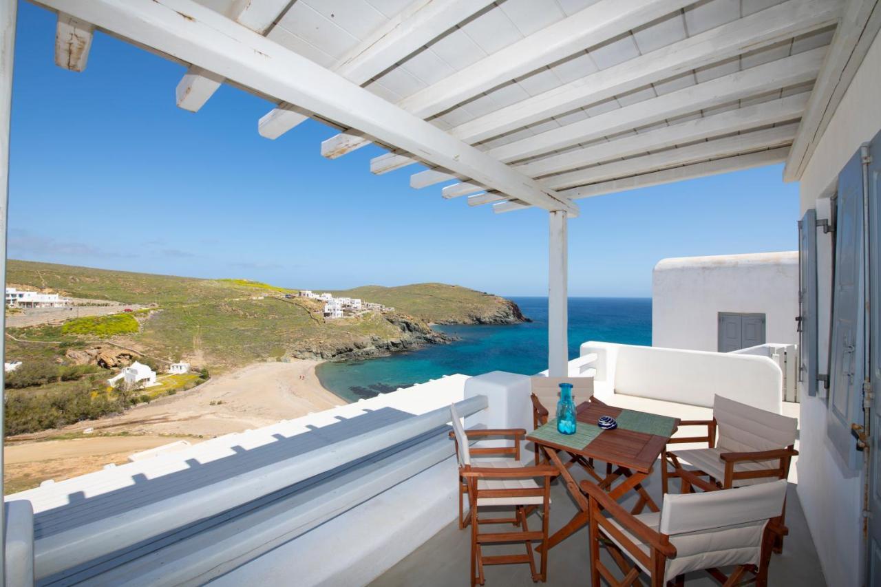 Superior Beachfront Apartment 1 With View To The Aegean Sea Panormos  Exterior foto